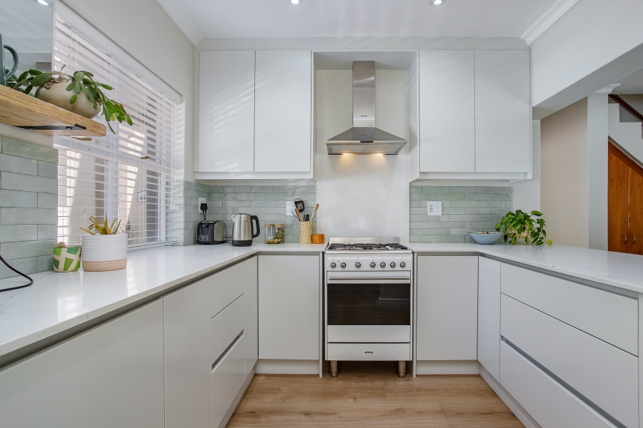 3 Bedroom Property for Sale in Boschenmeer Golf Country Estate Western Cape